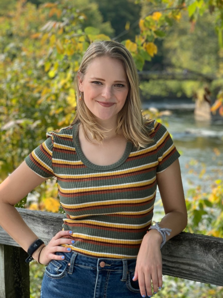 ANNA HUNTSMAN – Multimedia Journalist